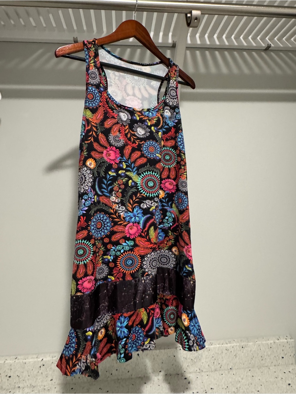 Dona Jo Dress - Size 2 (manufacturer sizing)